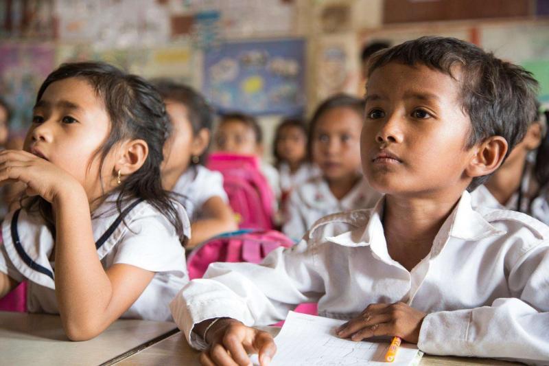 cambodia-children-listen-class-uni165046-med-res.jpg