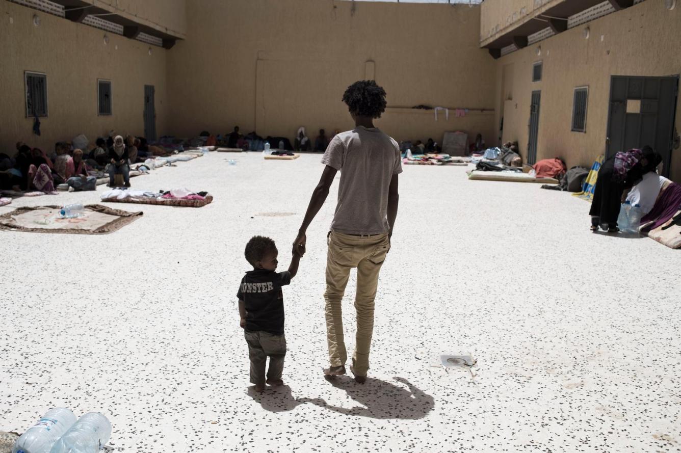 Lato, 2, Libya
