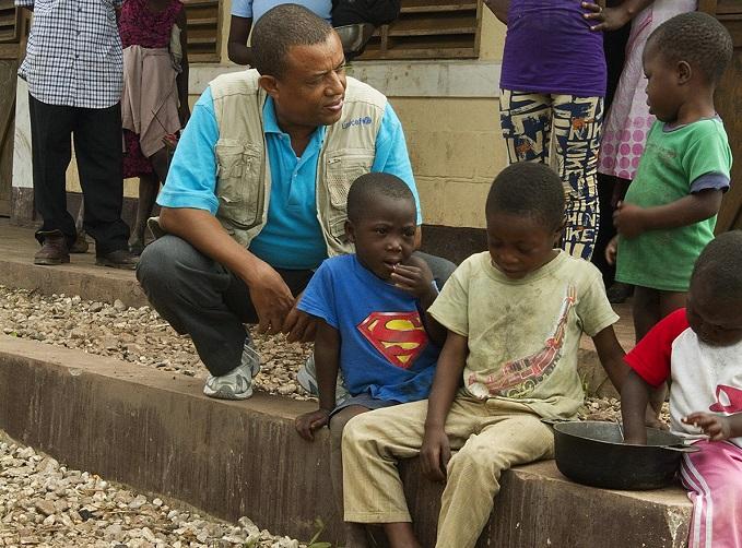Le 14 octobre, Saintil Brice a visité l’école de Catiche pour évaluer les dégâts causés par l’ouragan Matthew.