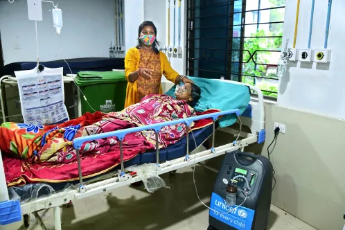 Une femme à l’hôpital.