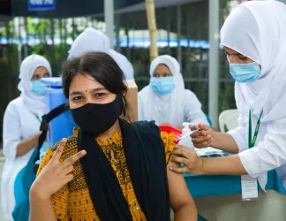 vaccination contre la COVID-19 au Bangladesh