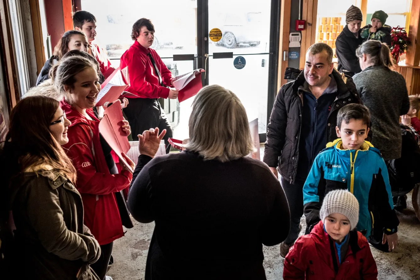 The Alrashdans frequent a local farmer’s market.