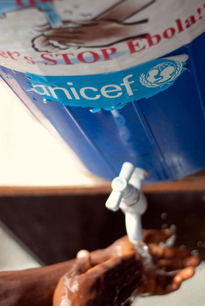 Hand washing stations have been set up in health centres and UNICEF teams are working with community leaders to stress the importance of handwashing to stop ebola’s spread.