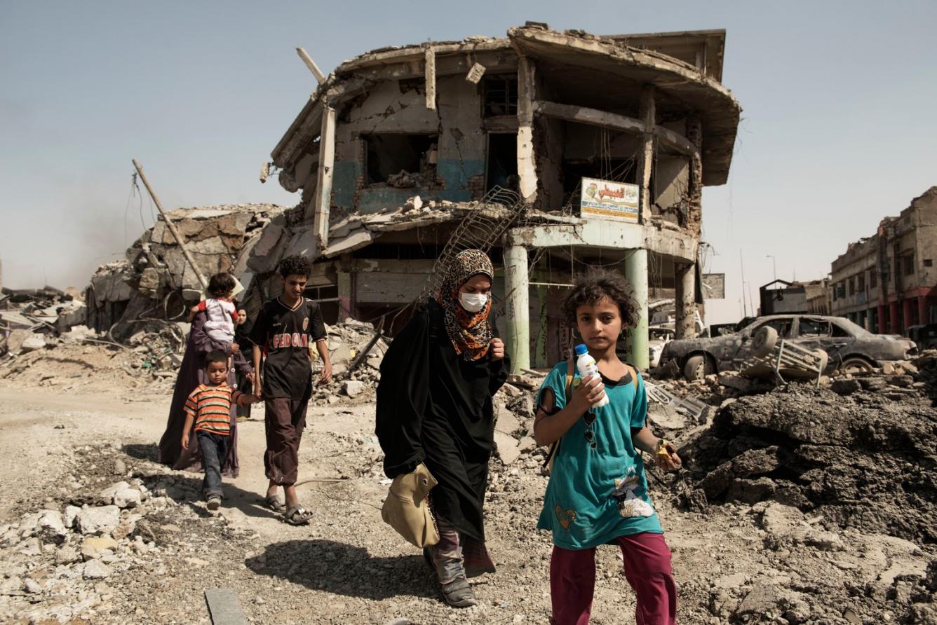 Des femmes et des enfants à Mossoul