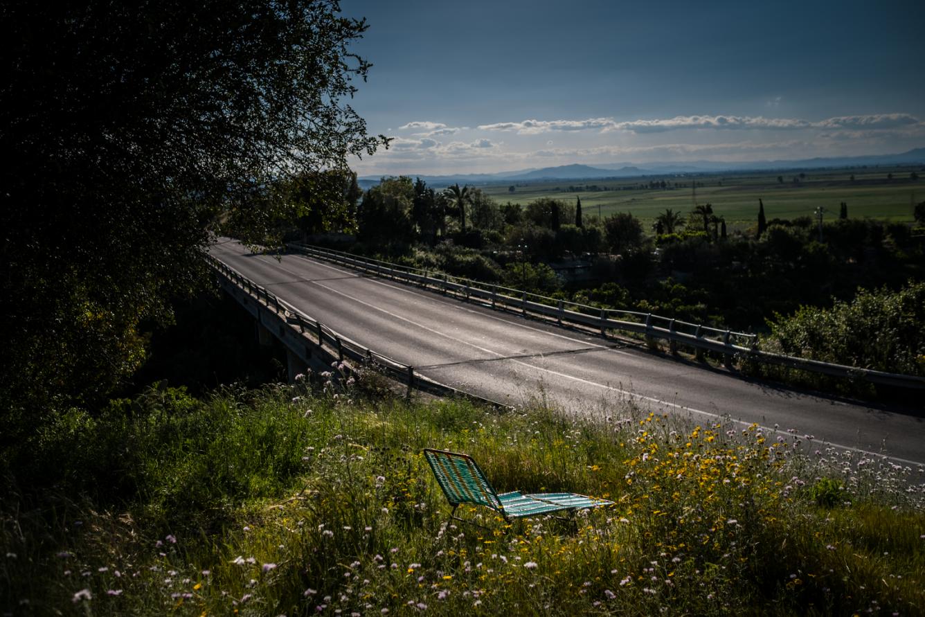 a chair on a highway in sicily