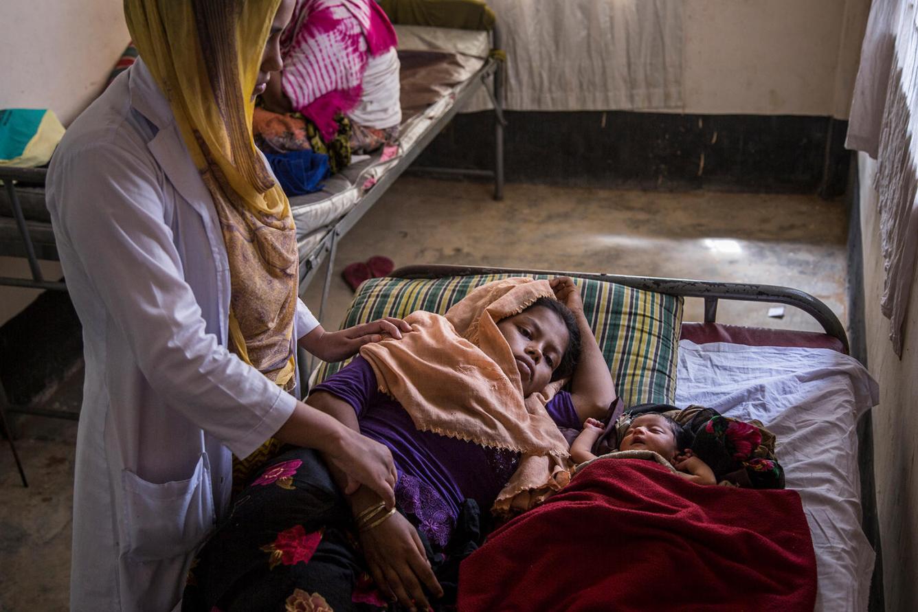 Enfant rohingya réfugiée