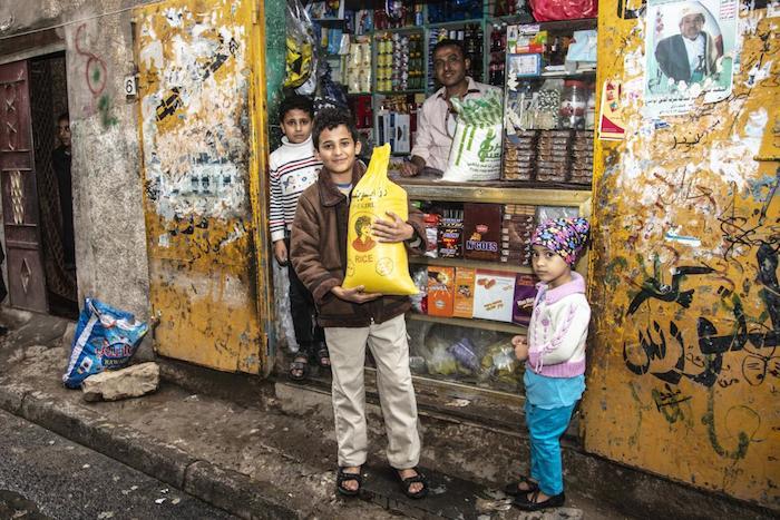 UNICEF photo Yemen cash story 700.jpg