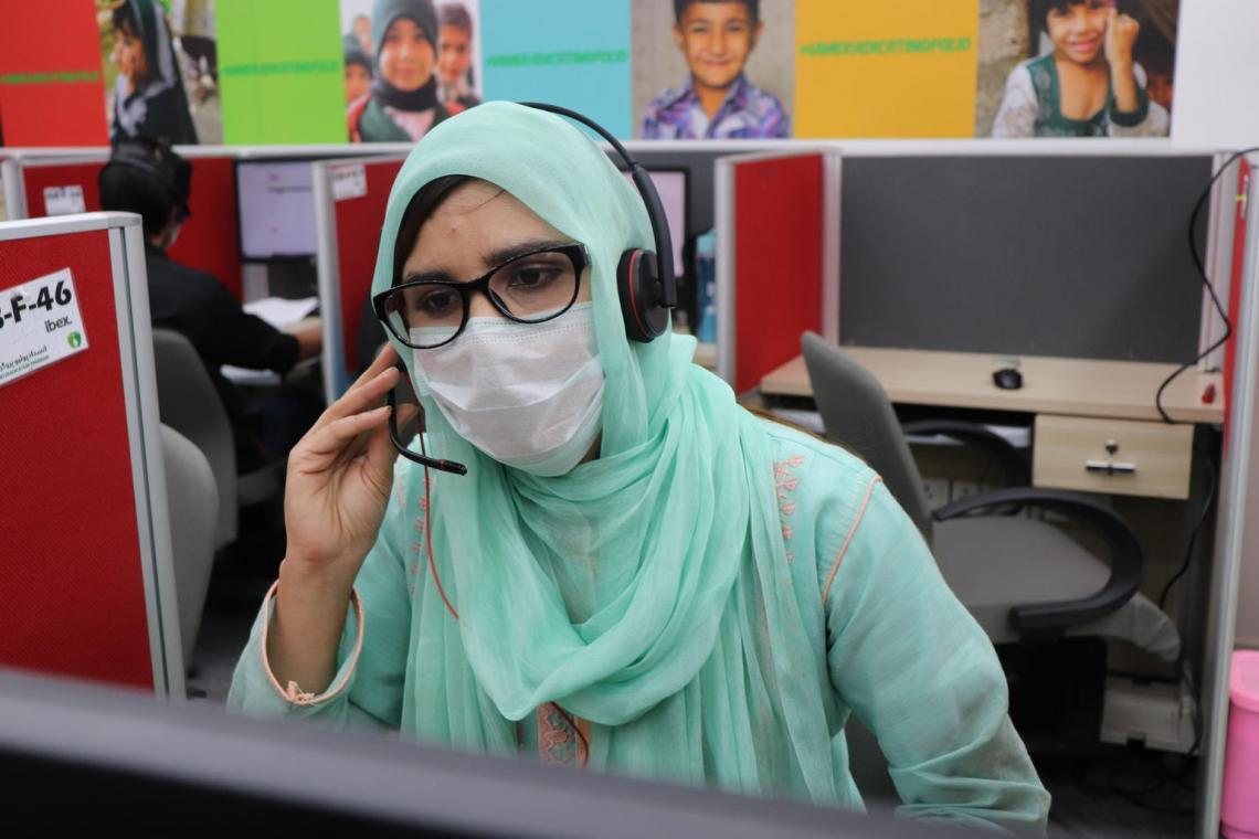 UNICEF-Pakistan-social-workers-UNI341678.jpg