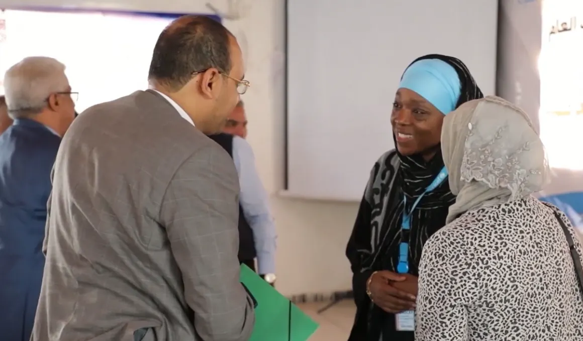 Sara Beysolow Nyanti meets with representatives in Yemen.