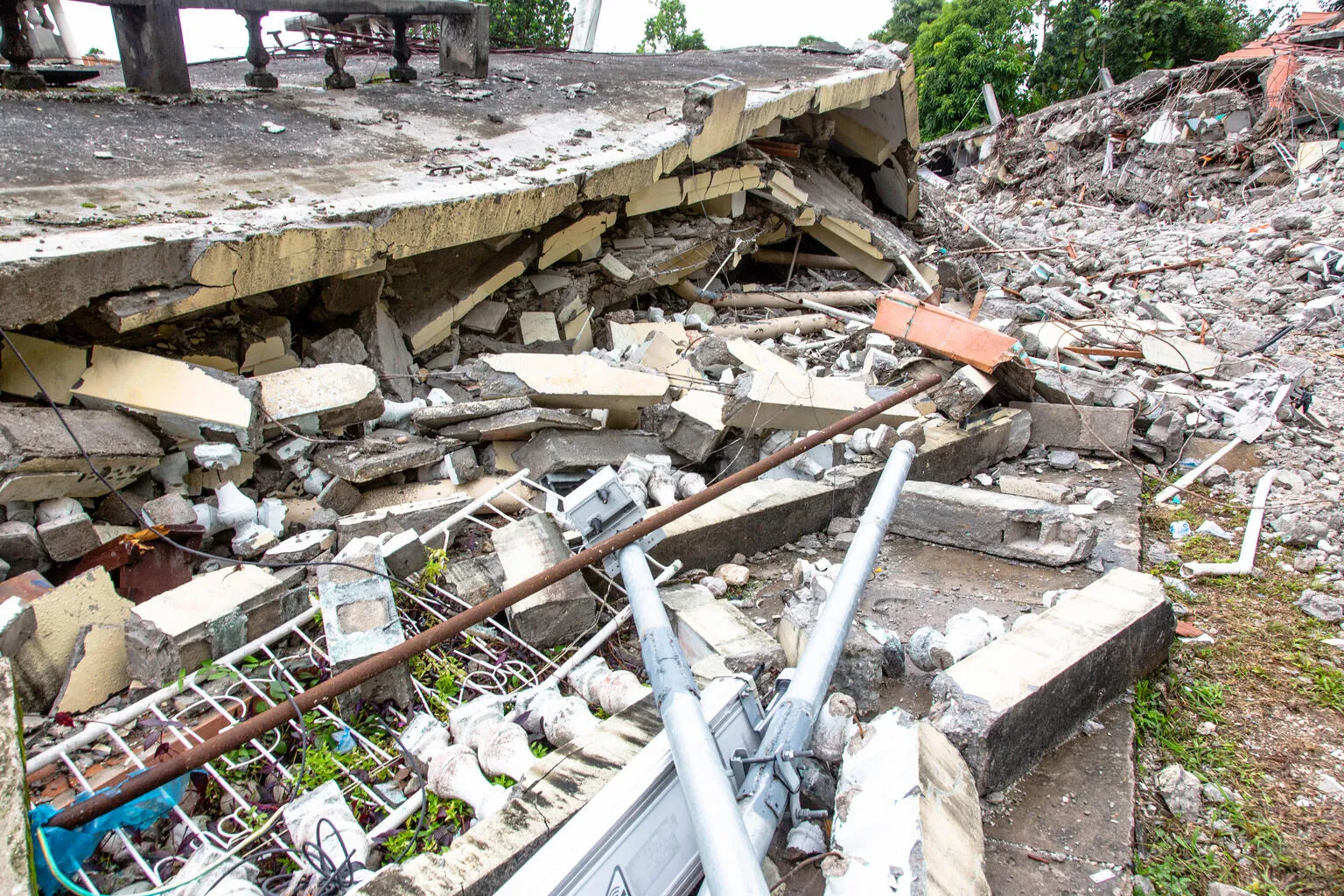 On 17 August 2021, sustained damage to College Mazenod in Camp-Perrin, Les Cayes, Haiti from the 7.2 magnitude earthquake that struck Haiti on 14 August 2021.