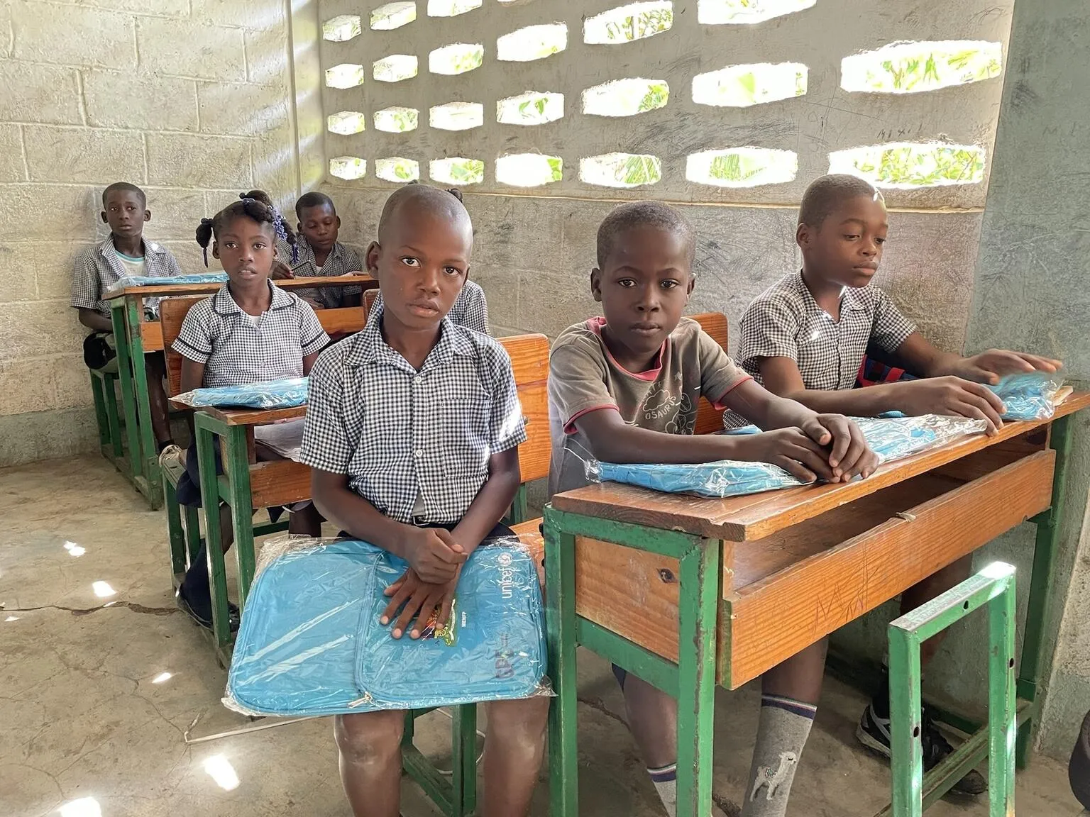 UNICEF distributing school kits