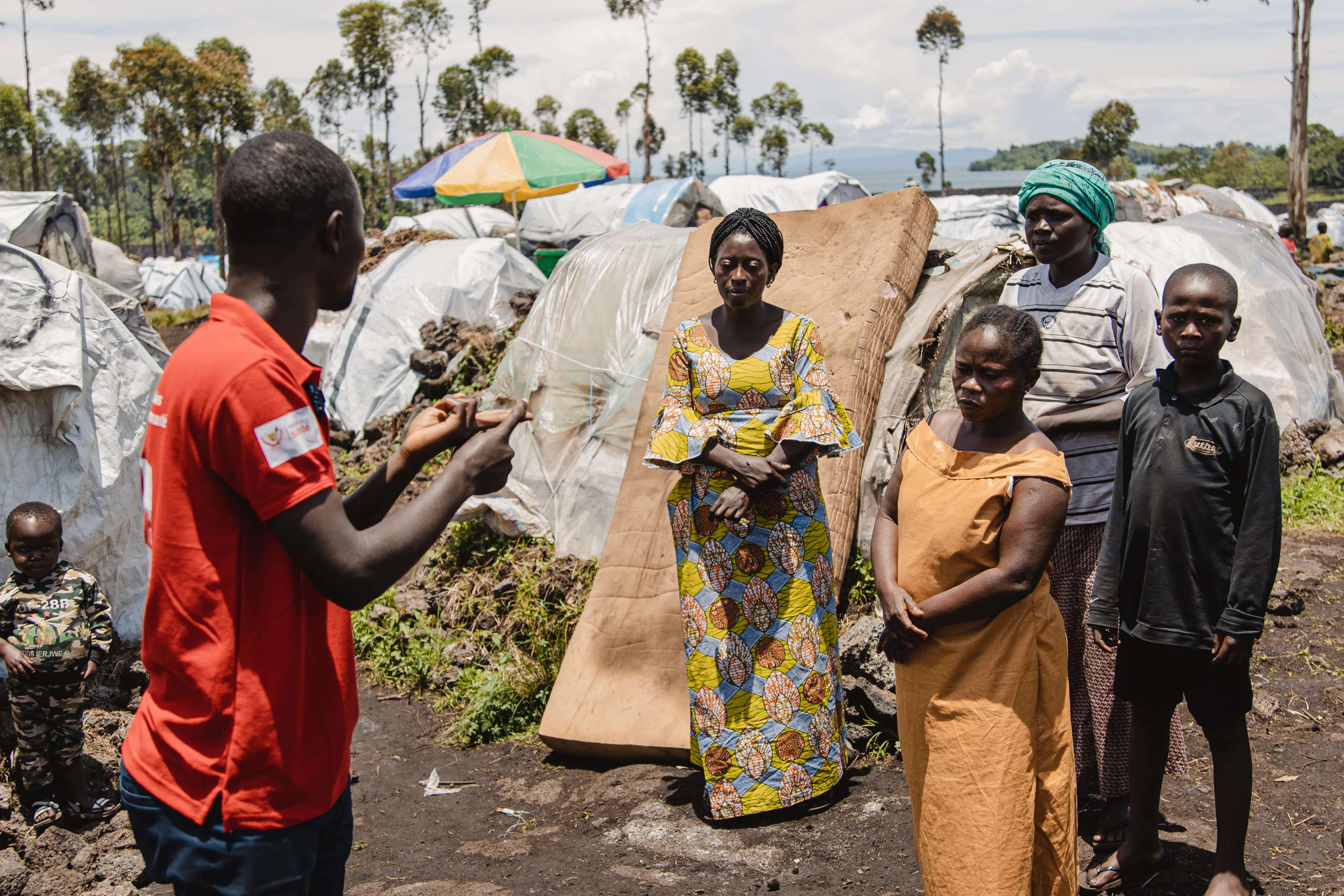 Bazapa Bageta is a first-aid volunteer with the Red Cross, a UNICEF partner organization in Bulengo, North Kivu province, DR Congo. He raises awareness among displaced people to combat cholera and water-borne diseases.