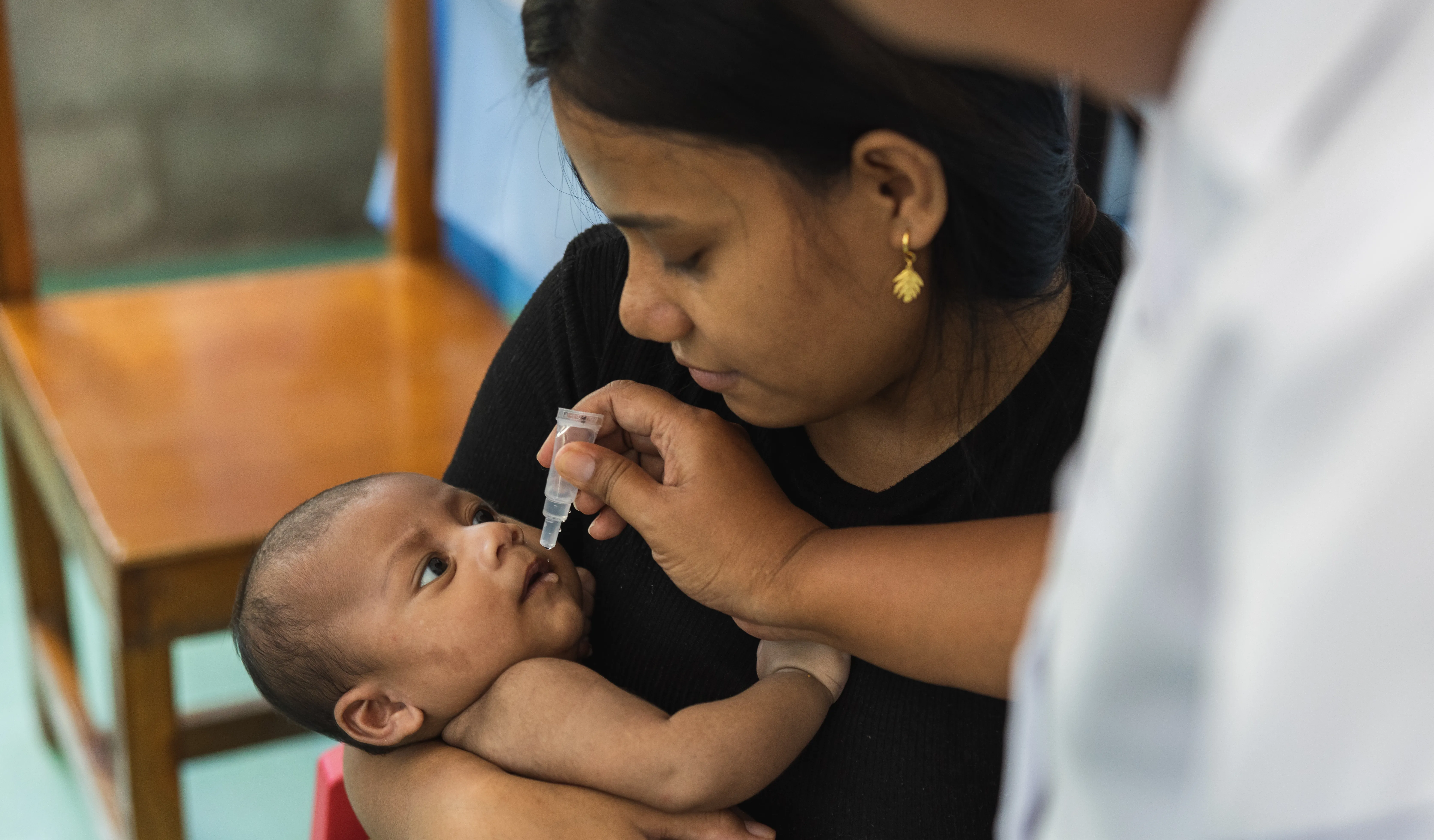 Children in Kiribati are undergoing routine vaccinations, following the introduction of life-saving vaccines in the Pacific through a partnership between Rotary International and UNICEF.