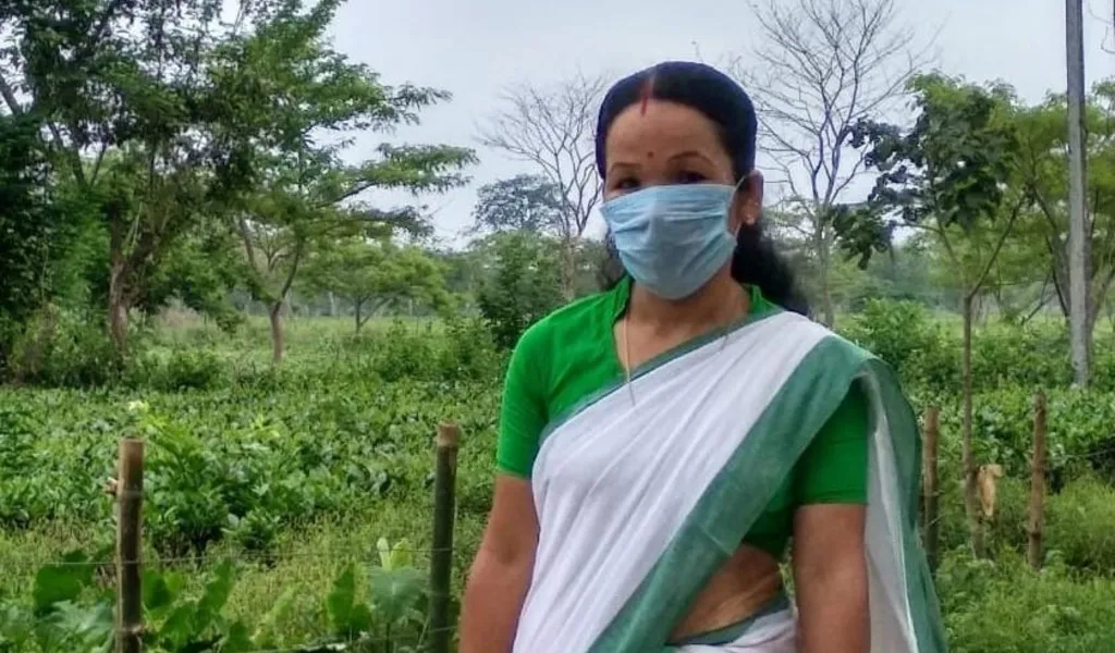 Tarali supervises the Katapung Line Anganwadi Centre in Dholla Tea Estate, Assam.