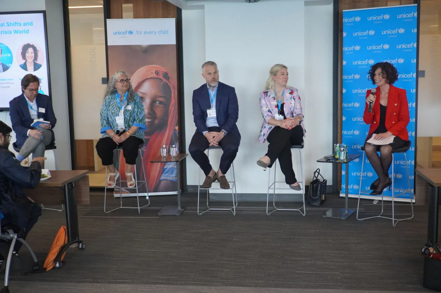 Picture of the panel discussion featuring  Sarah Chapman, PhD Peter John Loewen, Niloufar Pourzand PhD, Thierry Delvigne-Jean and Sevaun Palvetzian. 
