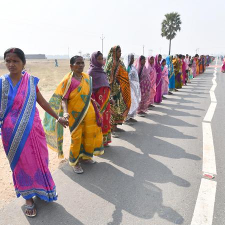 Girls and Women human chain