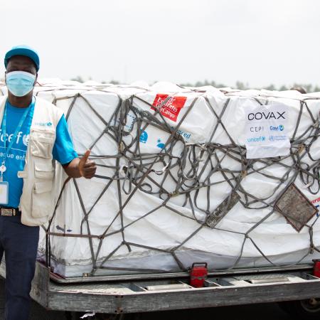 On Friday 26 February 2021, Cote d’Ivoire has received 504,000 COVID-19 vaccine doses from the COVAX Facility. 