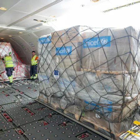 UNICEF aid bound for Venezuela is loaded onto a cargo plane. 