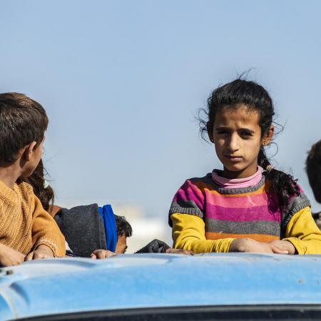 Families fleeing escalating violence in northeast Syria - october 2019