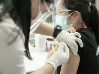 Canadian business and philanthropic leaders call on their peers to #ShareTheHealth and donate to UNICEF’s COVID-19 Global Vaccination Efforts
