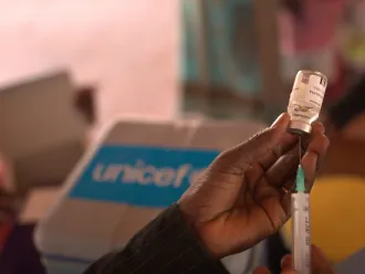 UNICEF to stockpile over half a billion syringes by year end, as part of efforts to prepare for eventual COVID-19 vaccinations.