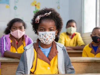 Little Lova Renee, known last year for her awareness messages on COVID-19, is currently preparing new messages for a new awareness campaign on COVID-19 with UNICEF in Madagascar