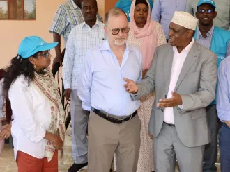 UNICEF Deputy Executive Director, Ted Chaiban having a conversation with the Governor of Marsabit County and UNICEF Kenya Country Representative